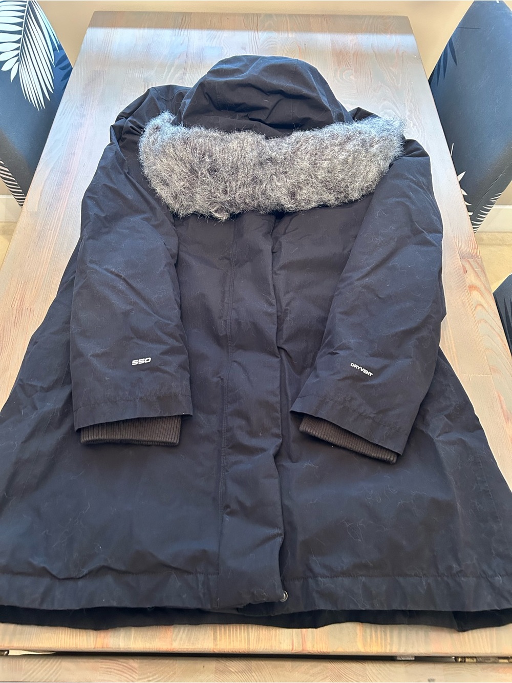 The North Face Black Women's Hooded Puffer Coat with Gray Faux-Fur Trim